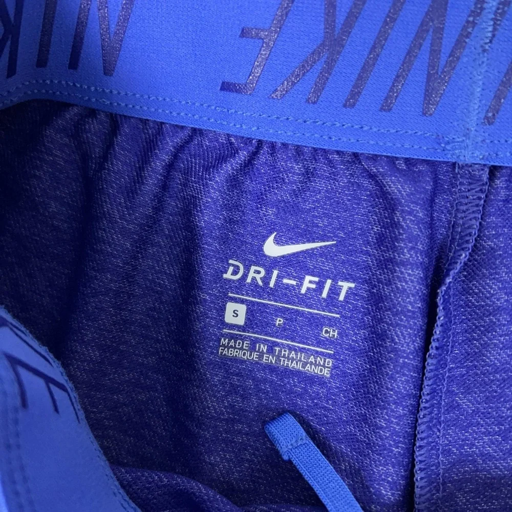Nike Shorts‎ Womens Small Blue Dri-FIT Running 4